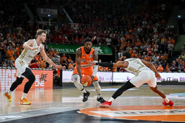 再次成为焦 再次成为焦